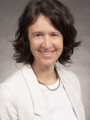 Mag. Martina Mayr-Öfner